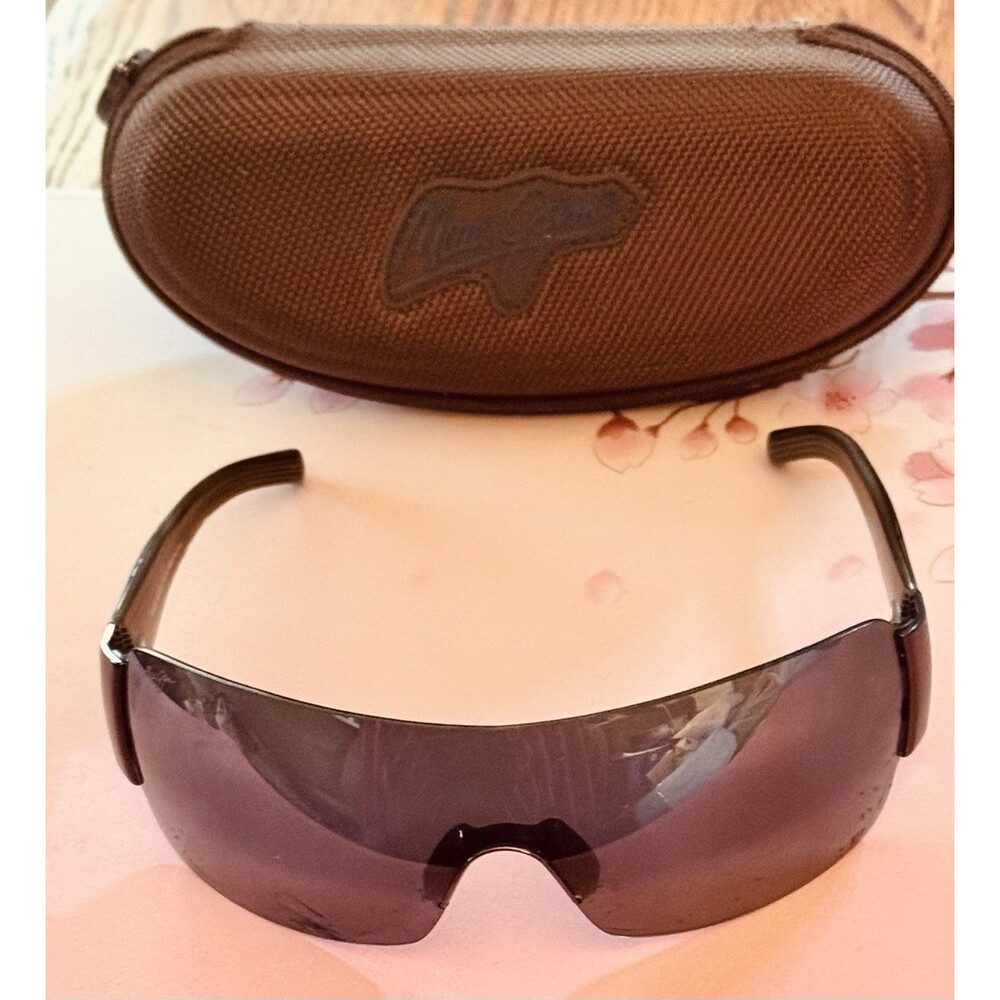 Maui Jim HONOLULU MJ-520-02 Polarized Unisex Black Shield Sunglasses